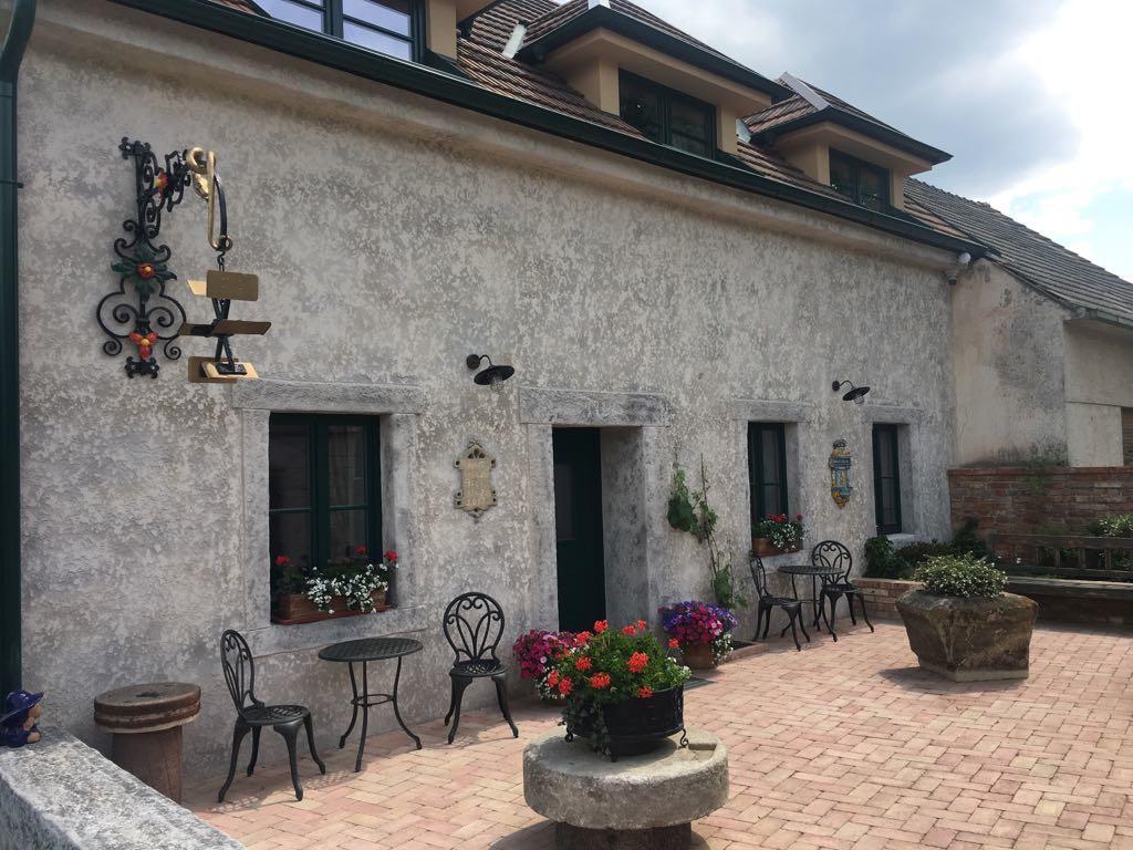 Boutique Hotel Pri Mlyne ロゾルノ エクステリア 写真